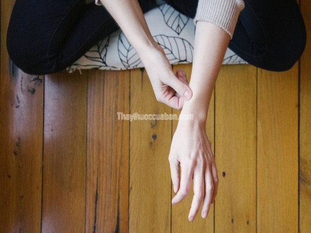 Bấm huyệt bảo vệ phổi
